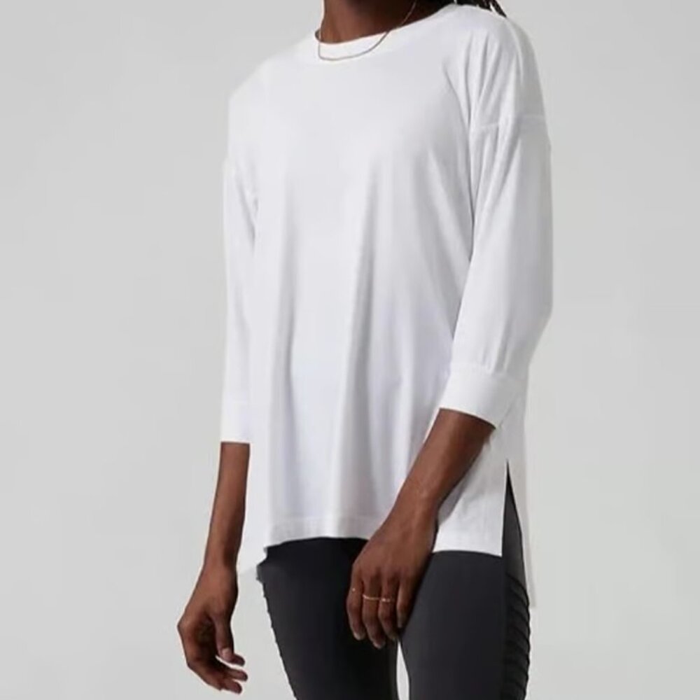 Athleta Tranquility Top Women's Size XS Bright White 3/4 Sleeve